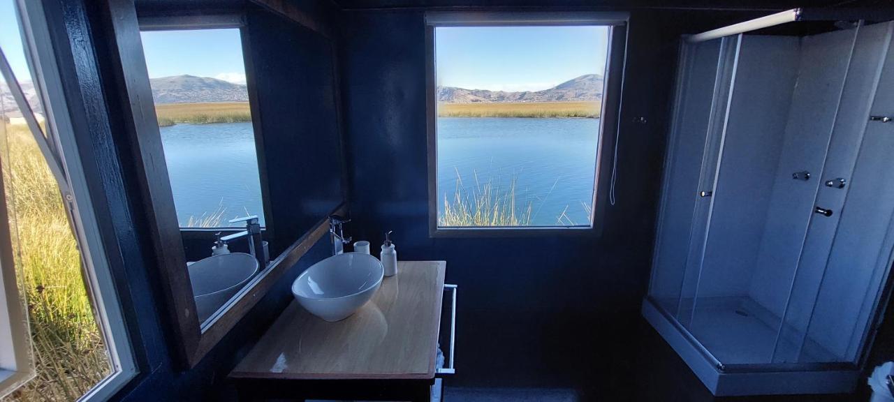 Uros Lodge Peru Puno Extérieur photo