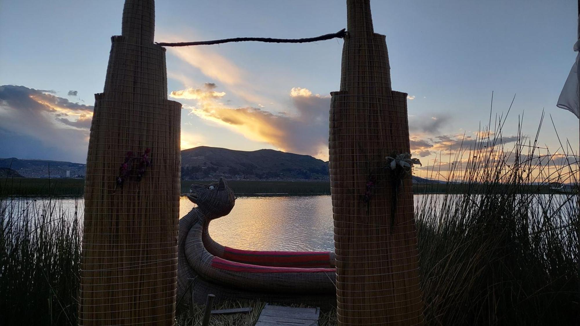 Uros Lodge Peru Puno Extérieur photo